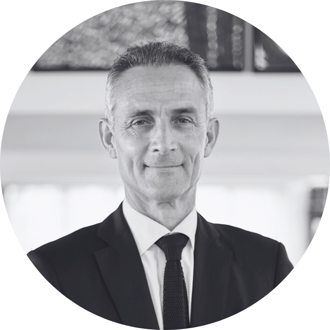 Photo de SEM l'ambassadeur de France au Maroc